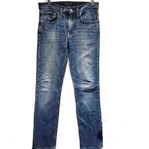 Lucky brand 223 straight jeans size 30X32